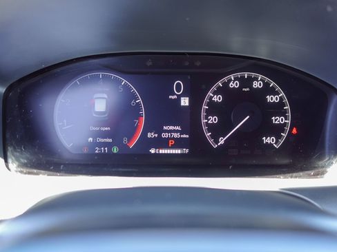 Used 2025 Honda HR-V Sport image 17
