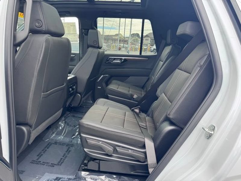 New 2026 Chevrolet Tahoe High Country AWD/4WD image 16