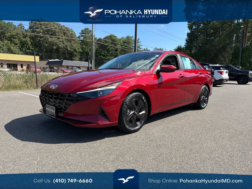Certified 2023 Hyundai Elantra SEL w/ Preferred Accessory Package FWD image 1