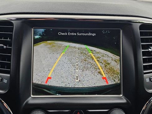 Used 2017 Jeep Grand Cherokee Trailhawk AWD/4WD image 29