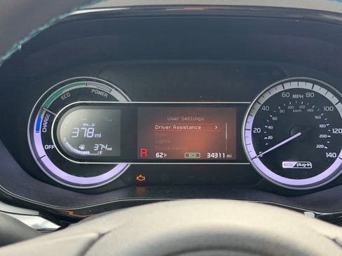 Used 2020 Kia Niro LXS image 24