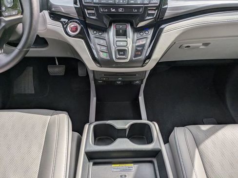 Certified 2024 Honda Odyssey Elite image 22