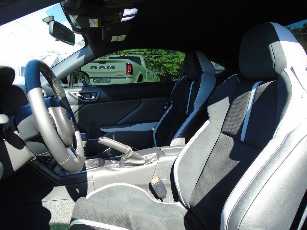 Used 2025 Subaru BRZ Limited RWD image 7