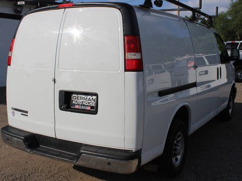 Used 2015 Chevrolet Express 3500 RWD image 5