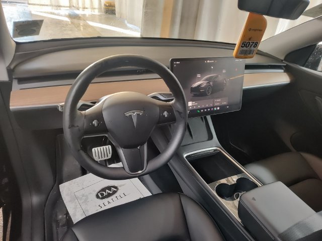 Used 2022 Tesla Model Y Performance AWD/4WD image 4