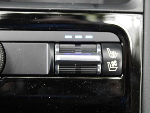 New 2025 Kia K5 EX image 40