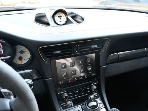 Used 2018 Porsche 911 GT3 image 28