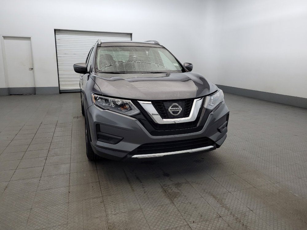Used 2017 Nissan Rogue SV AWD/4WD image 14