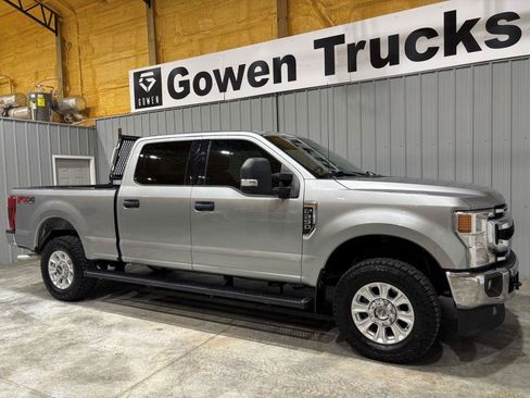 Used 2020 Ford F250 XLT w/ XLT Value Package AWD/4WD image 3