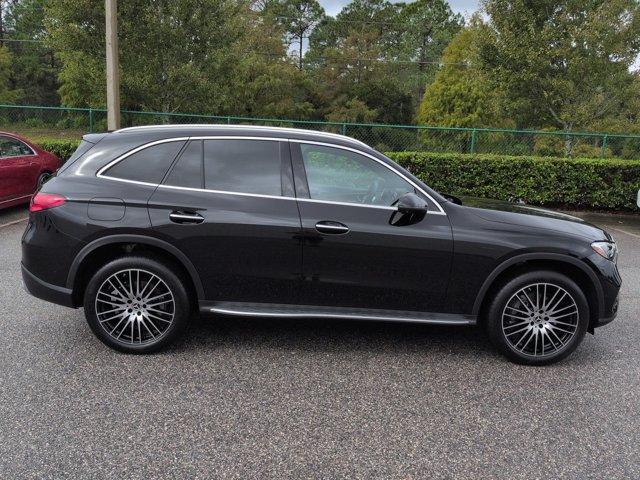 Certified 2026 Mercedes-Benz GLC 300 image 3