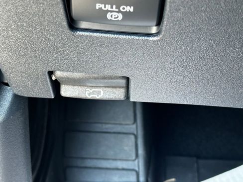 New 2025 Ford Bronco Badlands image 64