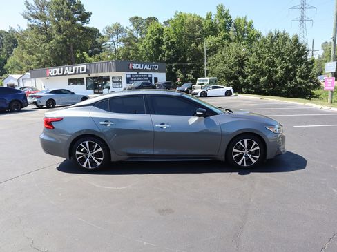 Used 2018 Nissan Maxima Platinum FWD image 13
