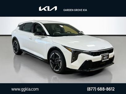 New 2026 Kia K4 EX