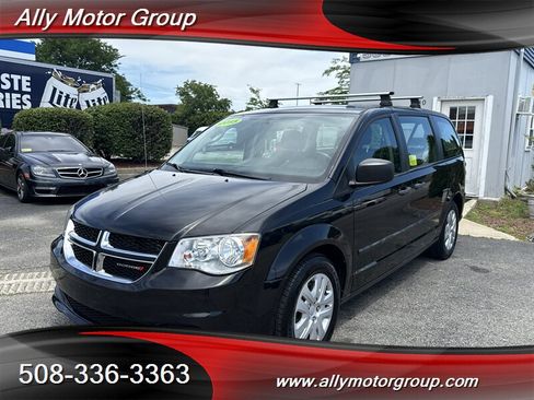 Used 2015 Dodge Grand Caravan American Value Package FWD image 1