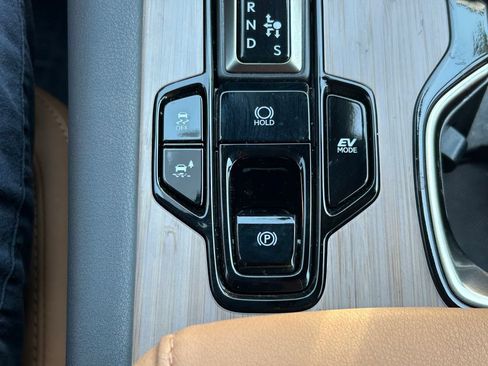 Used 2024 Lexus RX 350h w/ Cold Area Package AWD/4WD image 29