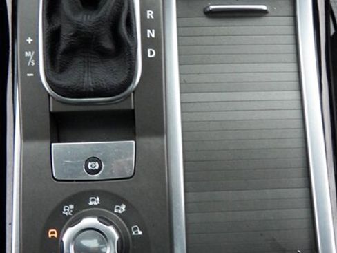 Used 2011 Land Rover Range Rover Sport Supercharged image 23