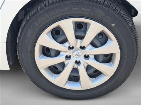 Used 2026 Toyota Corolla LE FWD image 15