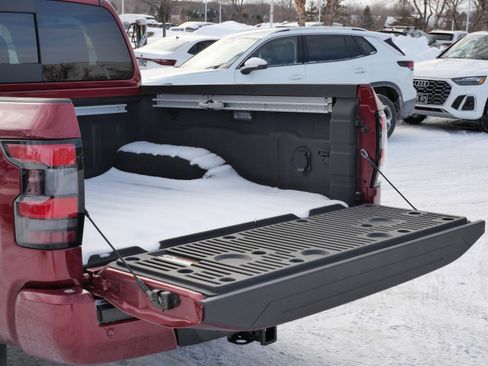 Used 2024 Nissan Frontier Pro-X w/ Pro Convenience Package image 18