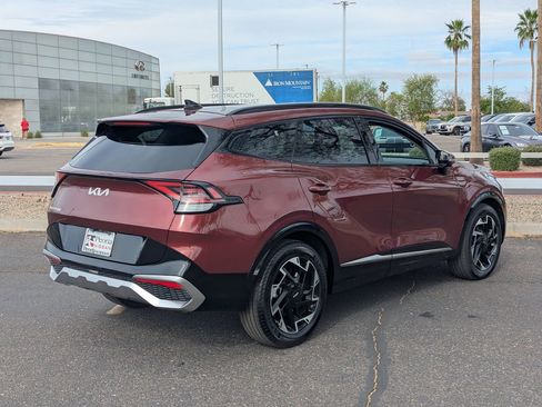 Used 2025 Kia Sportage SX image 8