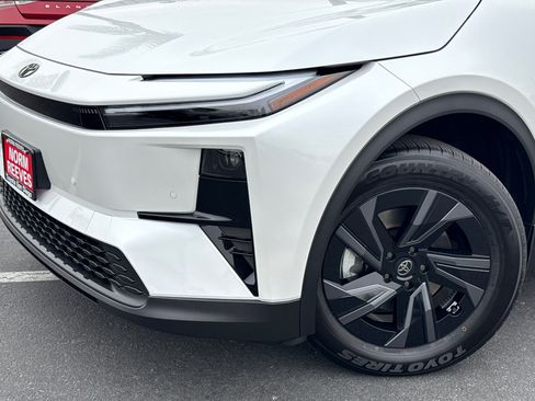 New 2026 Toyota C-HR AWD/4WD image 3