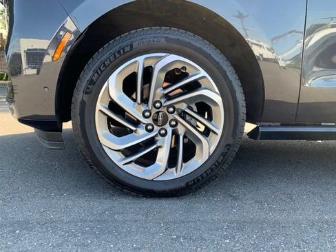 Used 2025 Lincoln Navigator L Reserve AWD/4WD image 14