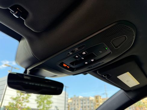 Used 2026 Porsche Panamera image 18