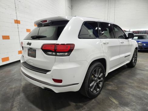 Used 2018 Jeep Grand Cherokee High Altitude image 19