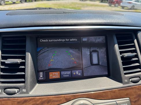 Used 2018 Nissan Armada Platinum w/ Captain Seat Package RWD image 40