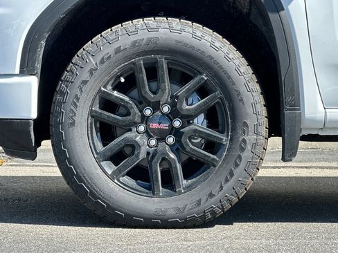 New 2026 GMC Sierra 1500 Elevation w/ Preferred Package AWD/4WD image 25
