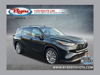 Used 2024 Toyota Highlander Platinum