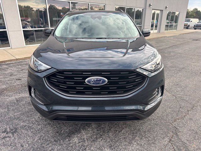 Used 2024 Ford Edge SEL w/ Sport Appearance Package AWD/4WD image 2
