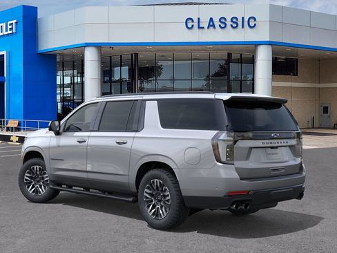 New 2026 Chevrolet Suburban Z71 image 3