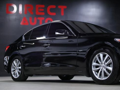 Used 2017 INFINITI Q50 Premium w/ 2.0T Premium Plus Package image 3