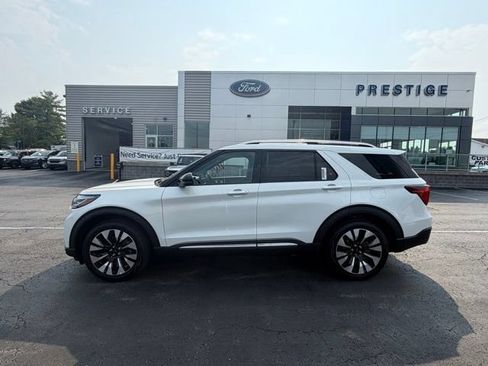 New 2026 Ford Explorer Platinum w/ LUX Leather Package AWD/4WD image 3