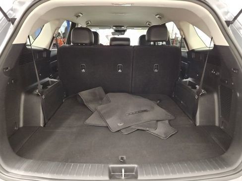 Used 2022 Kia Sorento S image 17