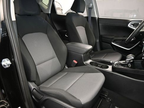 Used 2023 Kia Soul LX w/ Option Group 015 image 34