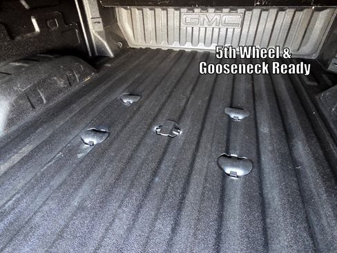 Used 2025 GMC Sierra 2500 Denali w/ Max Trailering Package AWD/4WD image 2