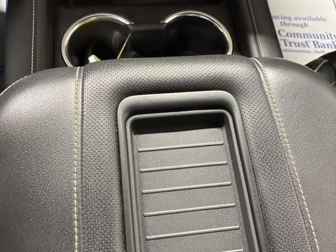 Used 2021 Chevrolet Tahoe Premier w/ Premium Package image 23