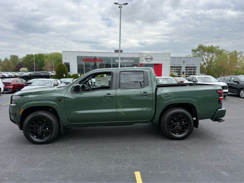 New 2026 Nissan Frontier SV AWD/4WD image 3