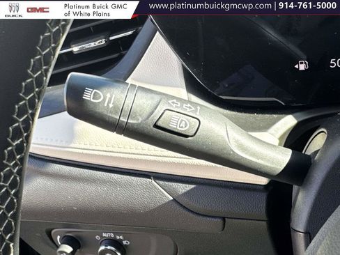 Used 2024 Buick Encore GX Avenir image 21