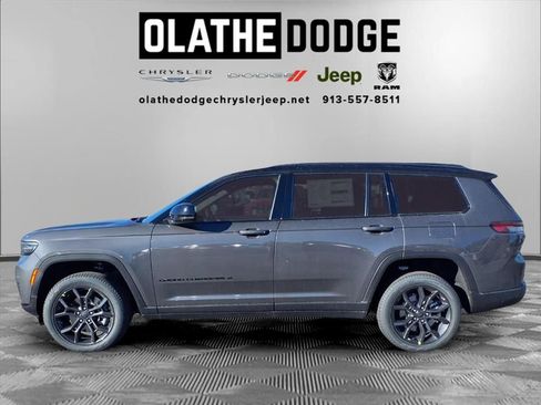 New 2025 Jeep Grand Cherokee L Limited AWD/4WD image 18
