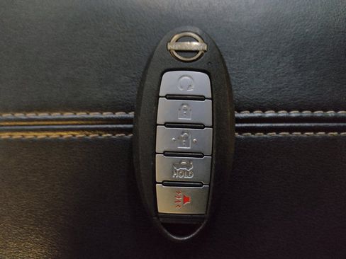 Used 2024 Nissan Altima 2.5 SV FWD image 32