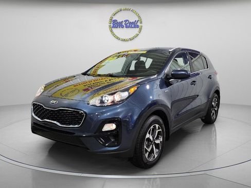 Used 2020 Kia Sportage LX image 1