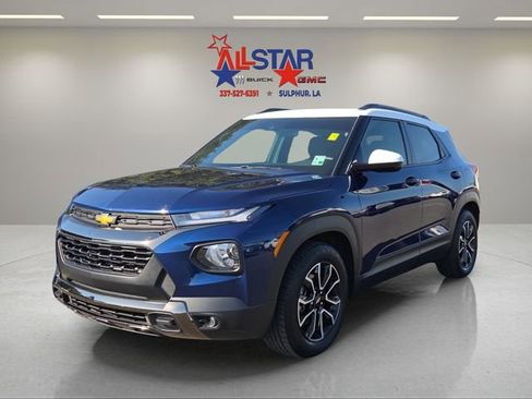 Used 2022 Chevrolet TrailBlazer ACTIV w/ Sun and Liftgate Package image 3
