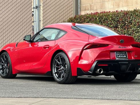Used 2026 Toyota Supra Premium image 6