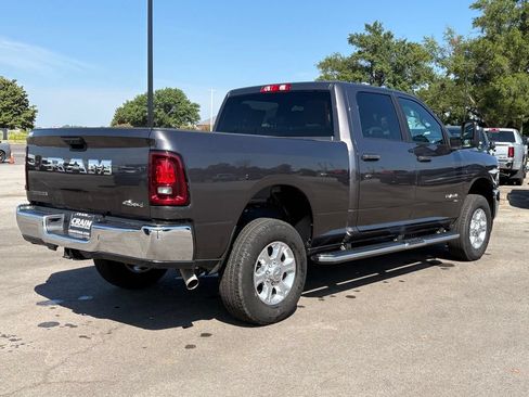 Used 2026 RAM 2500 Big Horn AWD/4WD image 8