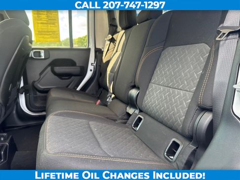 Used 2026 Jeep Gladiator Mojave AWD/4WD image 14