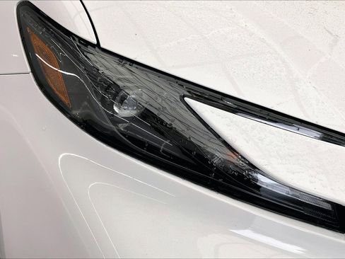 New 2026 Toyota Camry Hybrid image 15