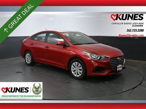 Used 2021 Hyundai Accent SE FWD image 1