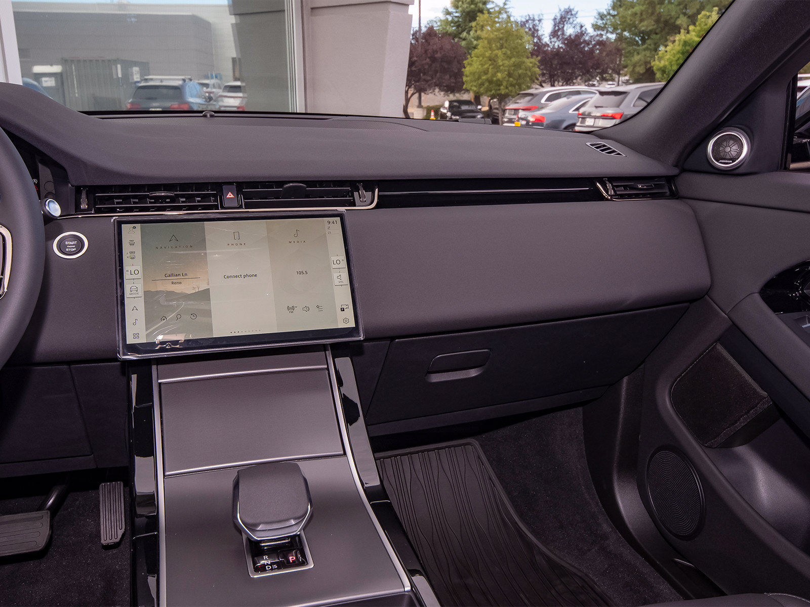 New 2026 Land Rover Range Rover Evoque S AWD/4WD image 39